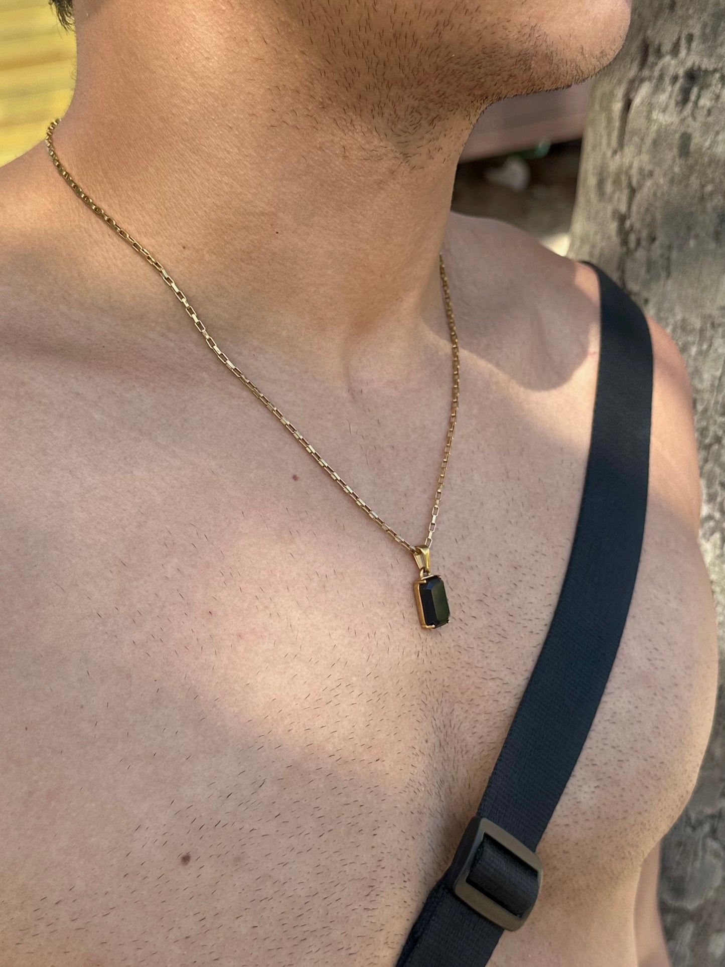 Onyx Pendant - Gold