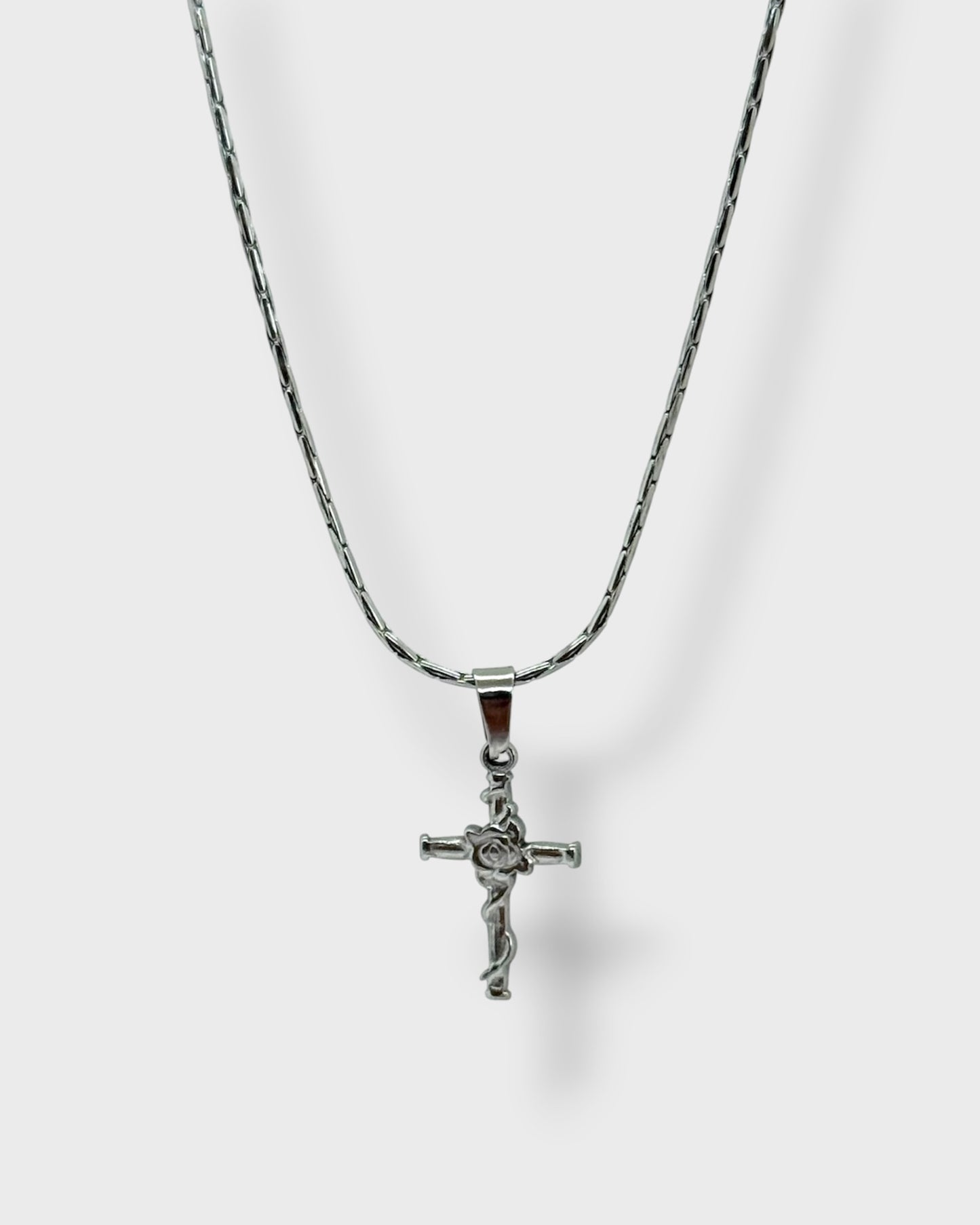 Cross n’ Rose - Silver