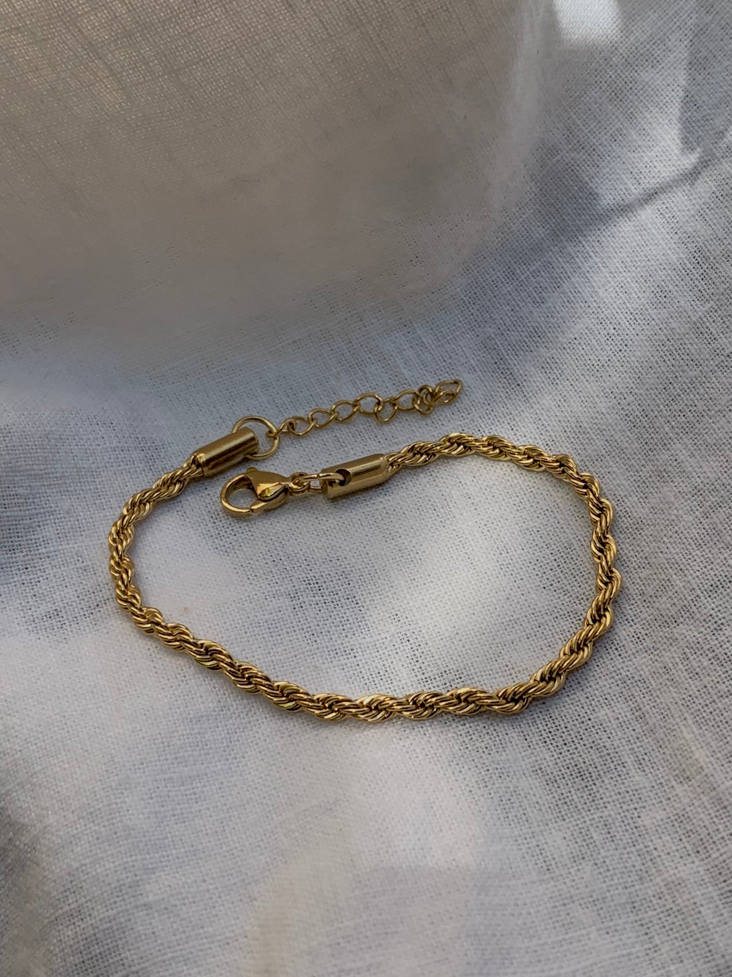 Twisted Bracelet - Gold